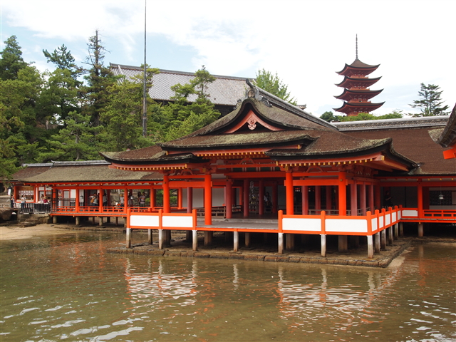 厳島神社